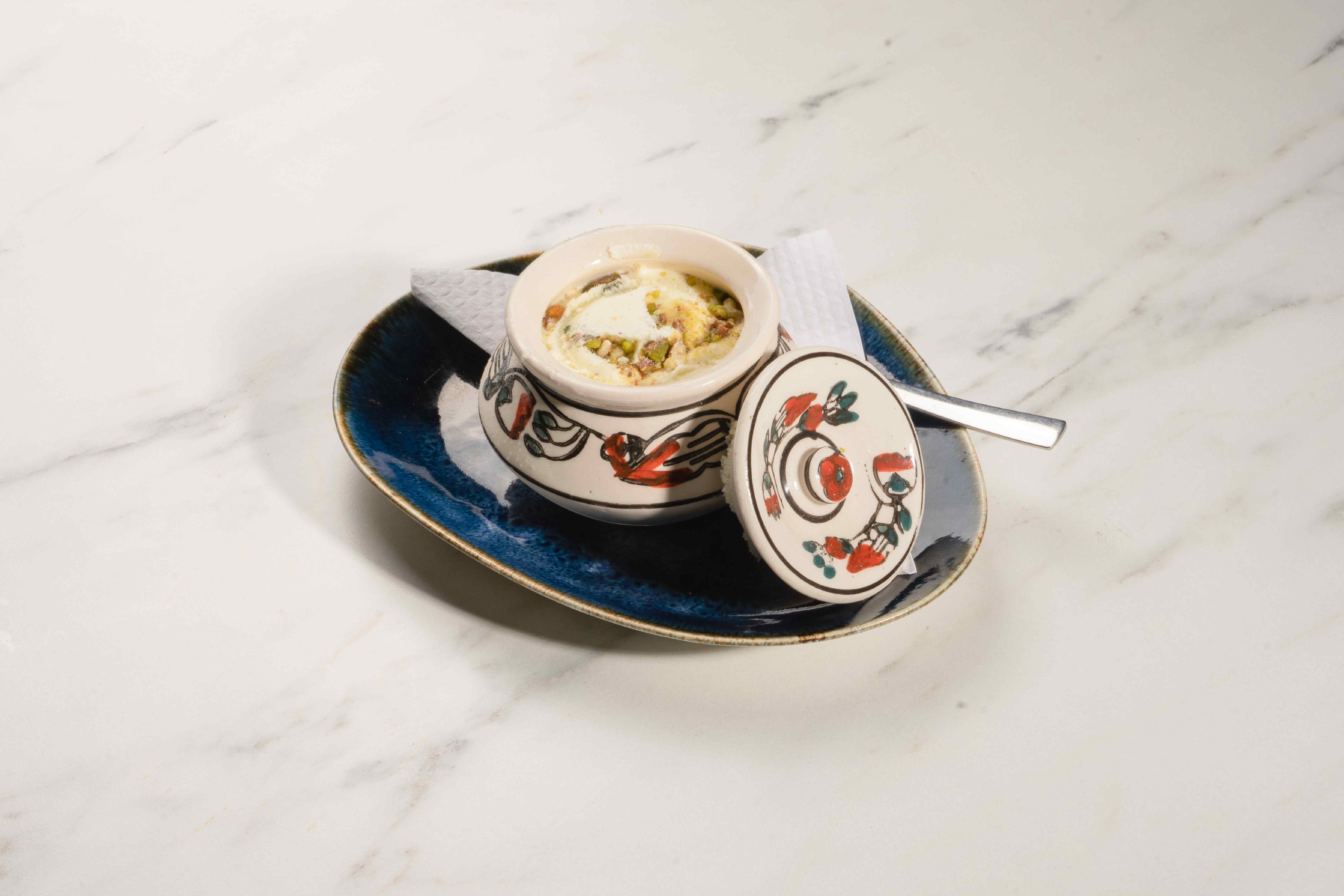 Sultan Sofrası Desserts